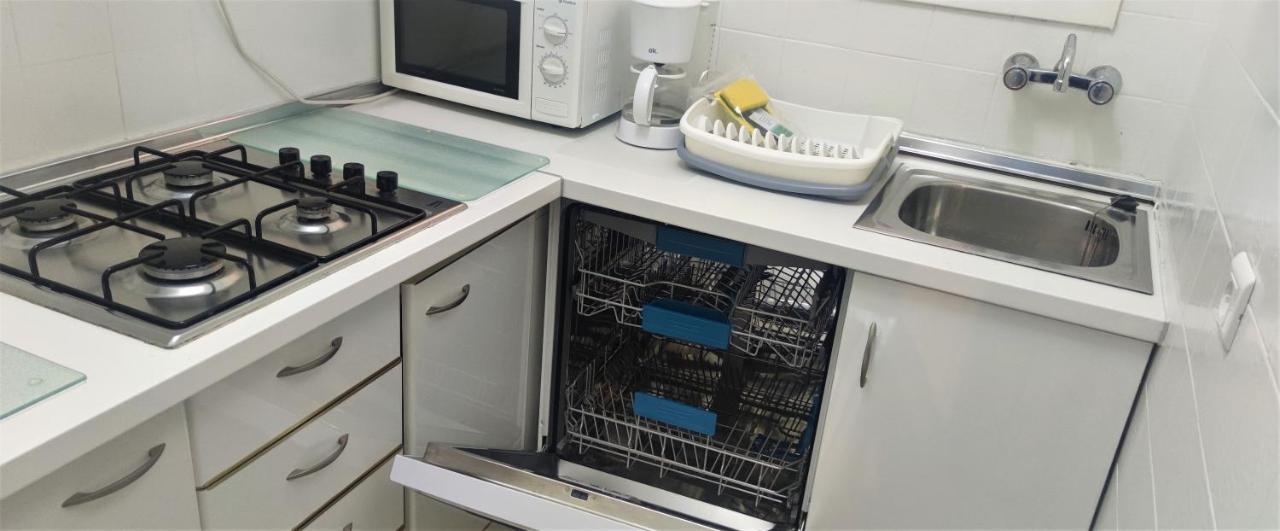 شقة Studio With Access To The Garden. Open Pool. Beach Very Close. Wifi & Netflix Free بينالماذينا المظهر الخارجي الصورة