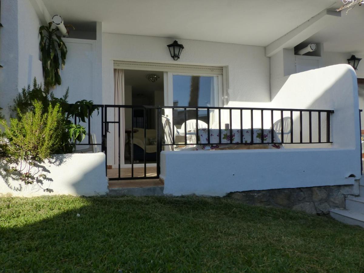 شقة Studio With Access To The Garden. Open Pool. Beach Very Close. Wifi & Netflix Free بينالماذينا المظهر الخارجي الصورة