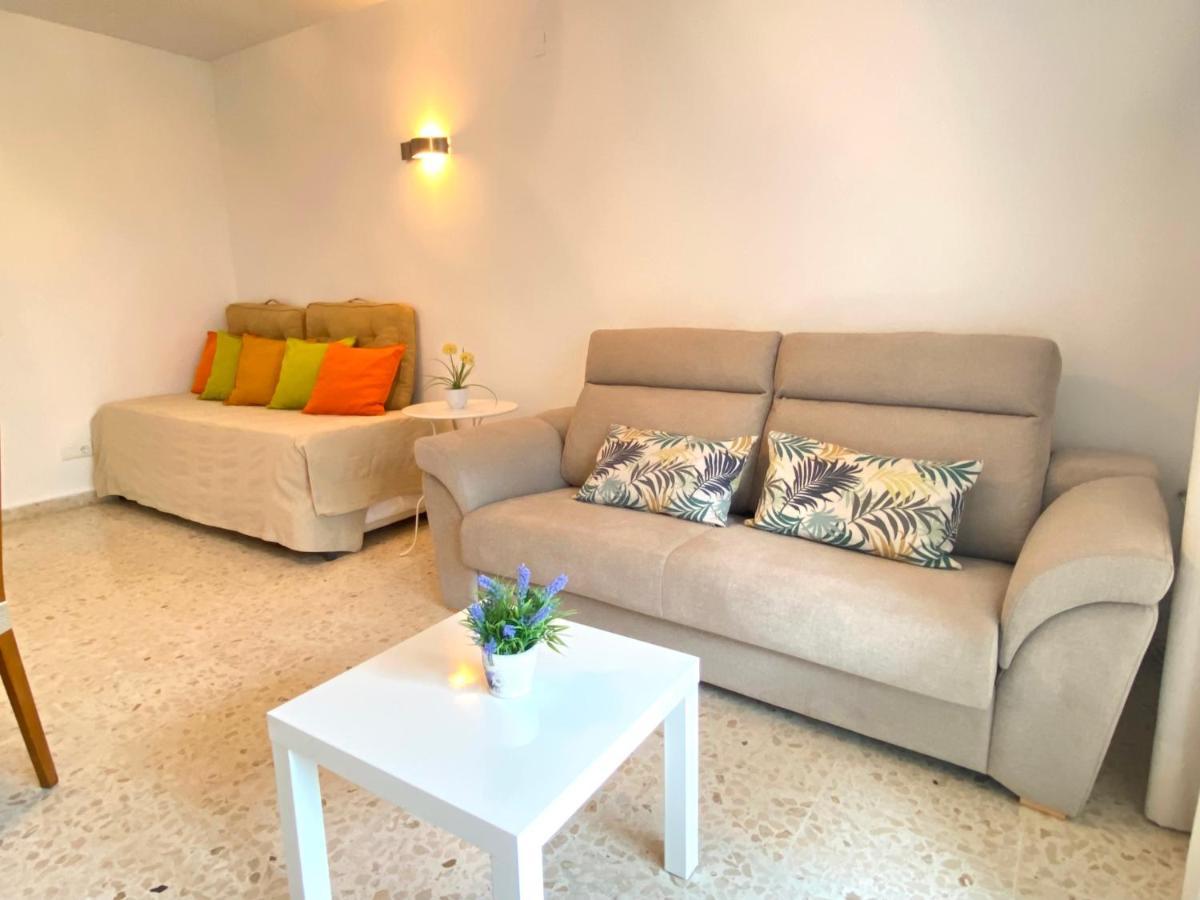 شقة Studio With Access To The Garden. Open Pool. Beach Very Close. Wifi & Netflix Free بينالماذينا المظهر الخارجي الصورة